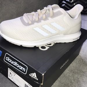 Brand new adidas woman shoes!